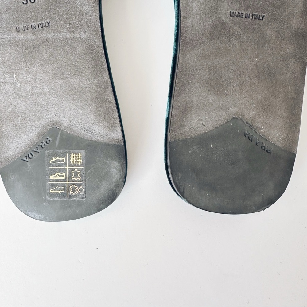 Prada Women’s Triangle Logo Dark Green Velvet Slide Sandals - Picture 13 of 13